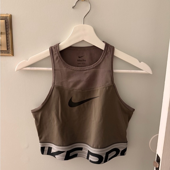 Nike Pro Dri-Fit Cropped Training Top - Picture 2 of 4